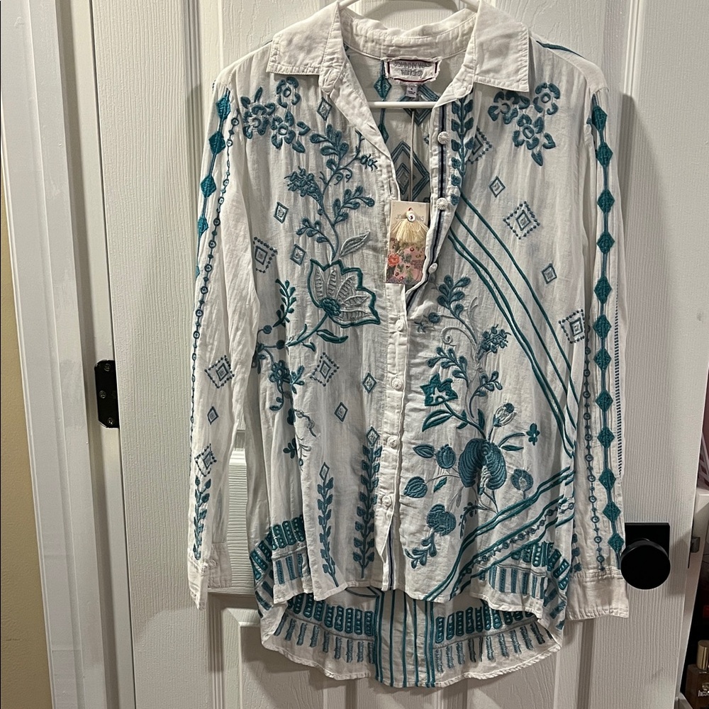 Johnny Was White Button-Up Shirt with Teal Floral Motif